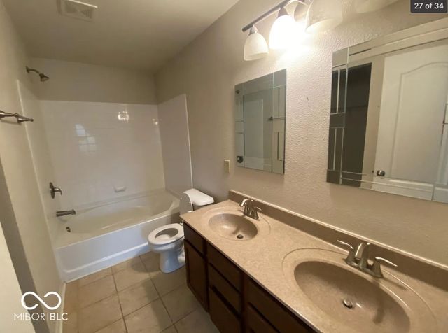 12220 E 141st Street, Noblesville, IN 46060