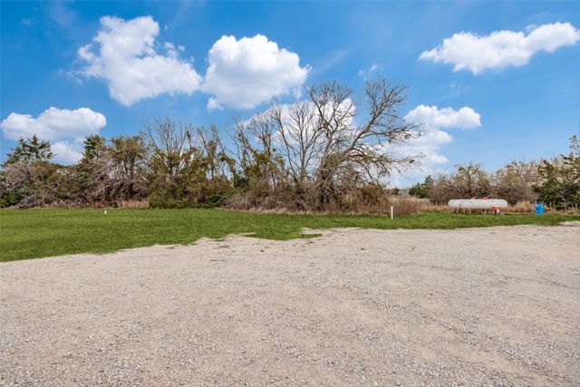 15602 SH 160, Blue Ridge, TX 75424