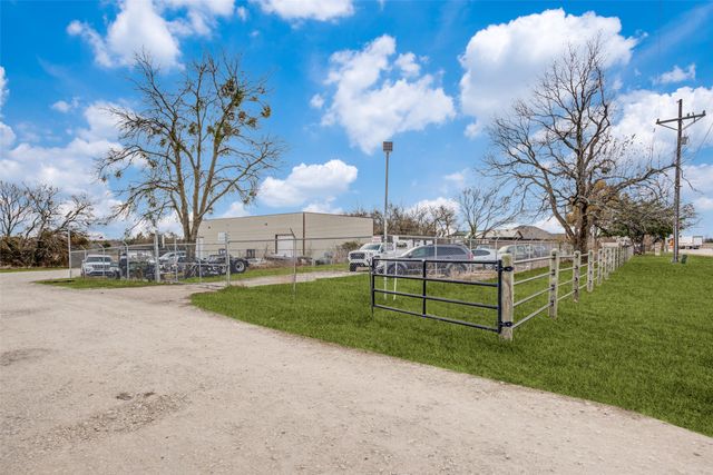 15602 SH 160, Blue Ridge, TX 75424