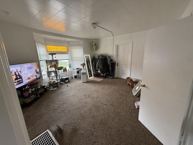 29019 Sheeks S, Flat Rock, MI 48134