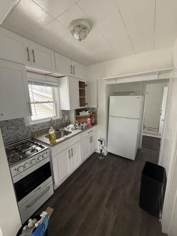 29019 Sheeks S, Flat Rock, MI 48134