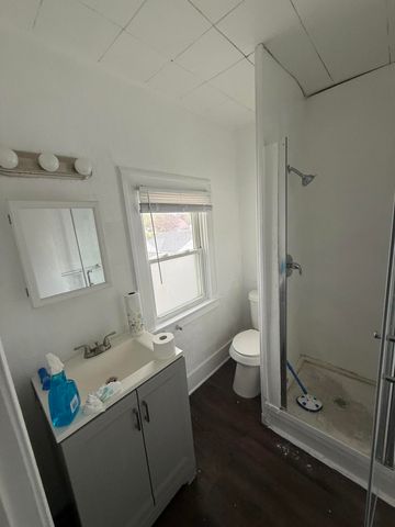 29019 Sheeks S, Flat Rock, MI 48134