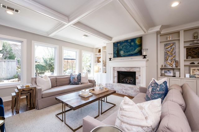 5810 S Country Club, Little Rock, AR 72207