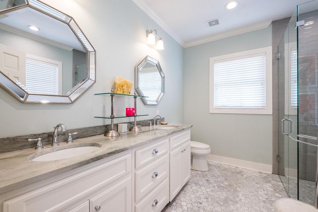 5810 S Country Club, Little Rock, AR 72207