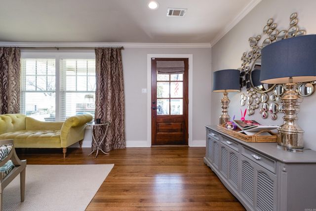 5810 S Country Club, Little Rock, AR 72207