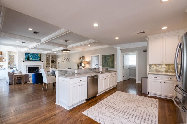 5810 S Country Club, Little Rock, AR 72207