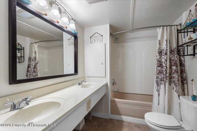 455 NE 441 Avenue, Old Town, FL 32680