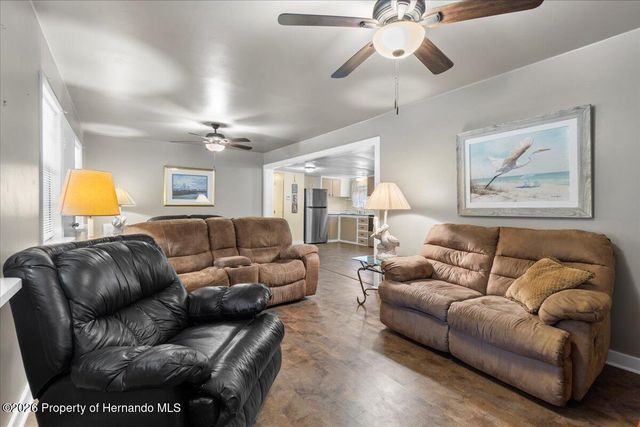 455 NE 441 Avenue, Old Town, FL 32680