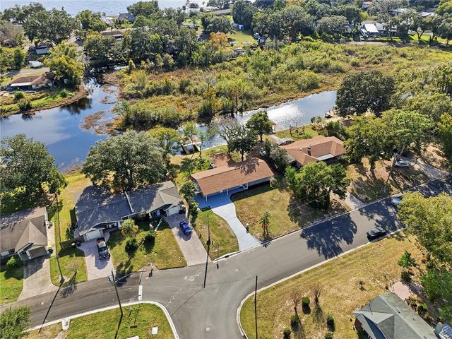 995 W MINNEHAHA AVENUE, Clermont, FL 34711