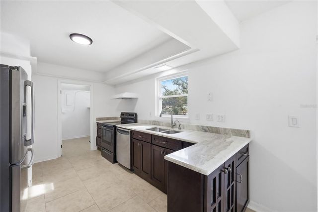 995 W MINNEHAHA AVENUE, Clermont, FL 34711