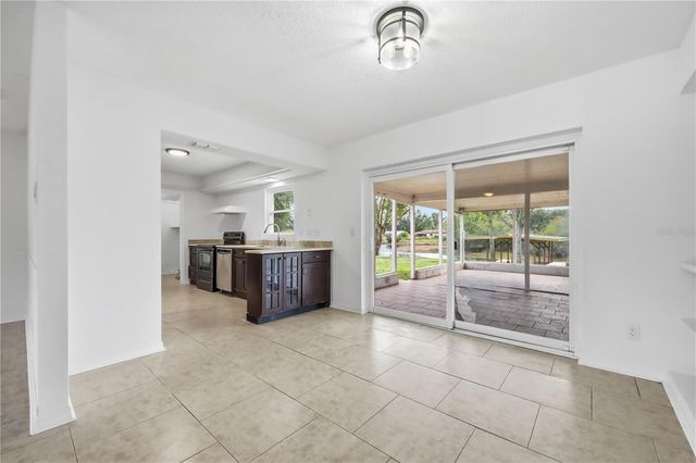 995 W MINNEHAHA AVENUE, Clermont, FL 34711