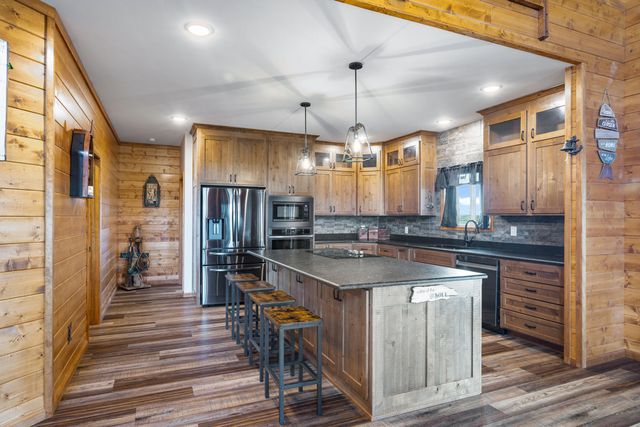 13650 State Hwy 39, Stockton, MO 65785