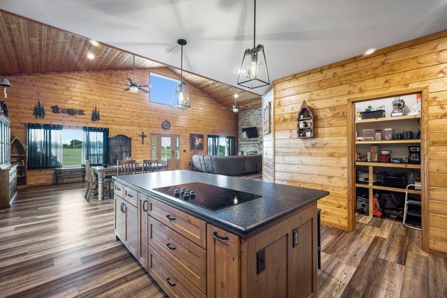 13650 State Hwy 39, Stockton, MO 65785