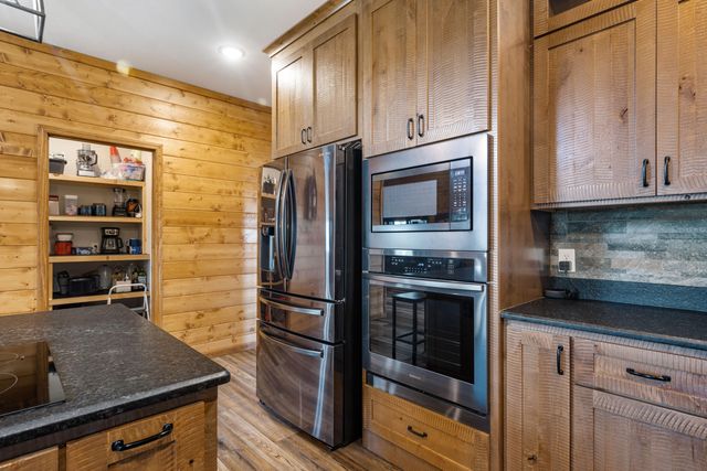 13650 State Hwy 39, Stockton, MO 65785