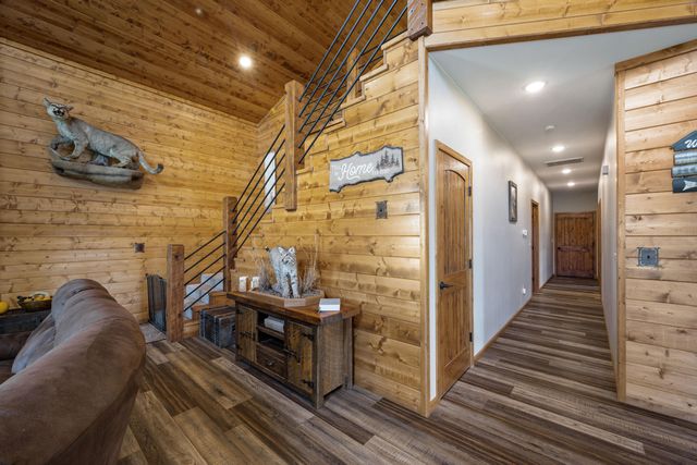 13650 State Hwy 39, Stockton, MO 65785