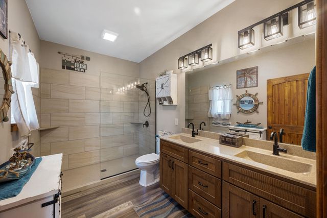 13650 State Hwy 39, Stockton, MO 65785