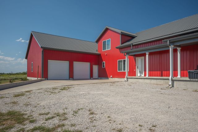 13650 State Hwy 39, Stockton, MO 65785