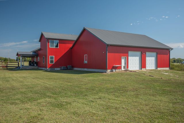 13650 State Hwy 39, Stockton, MO 65785