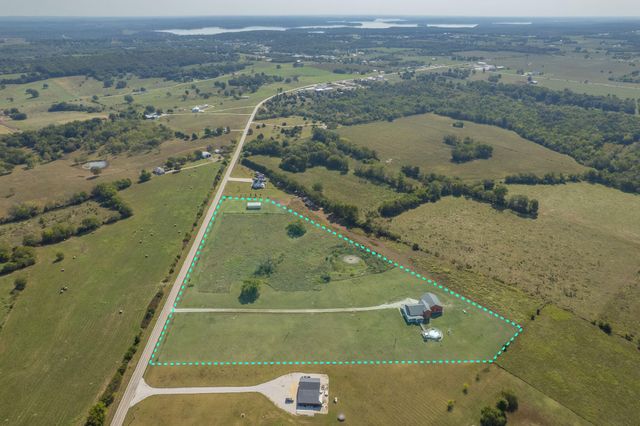 13650 State Hwy 39, Stockton, MO 65785