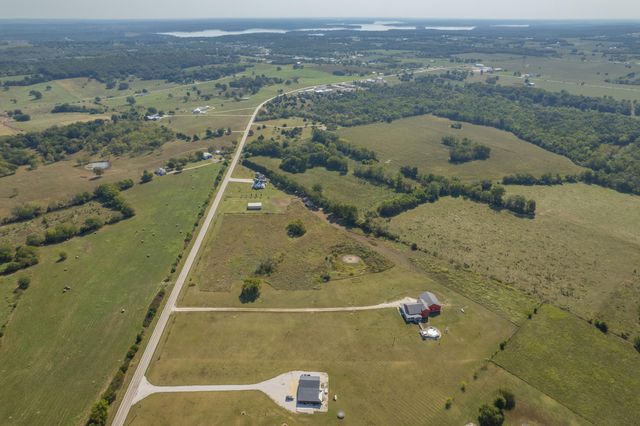 13650 State Hwy 39, Stockton, MO 65785