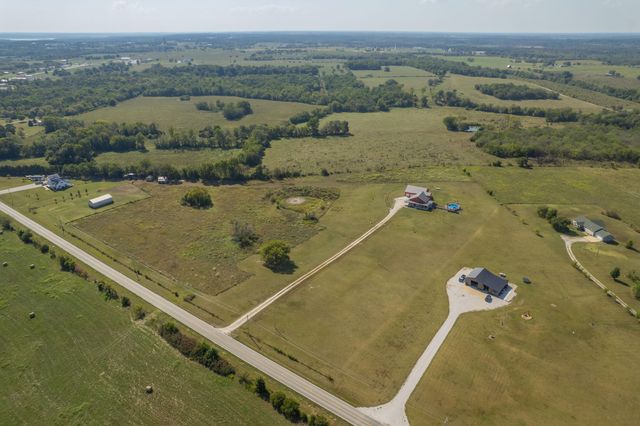 13650 State Hwy 39, Stockton, MO 65785