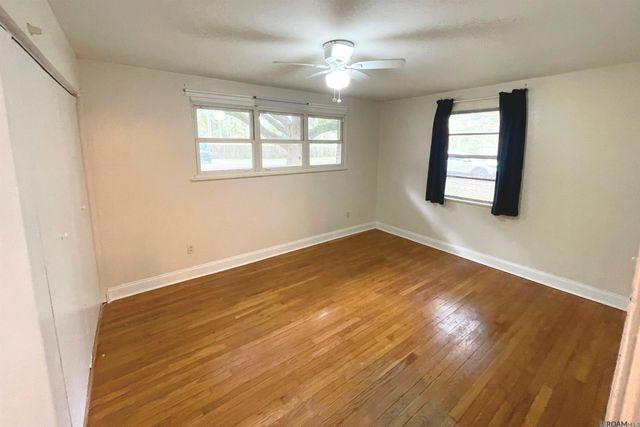 5130 Clifton Dr, Baton Rouge, LA 70808