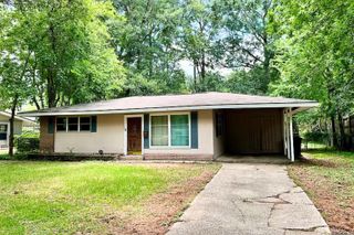 5130 Clifton Dr, Baton Rouge, LA 70808
