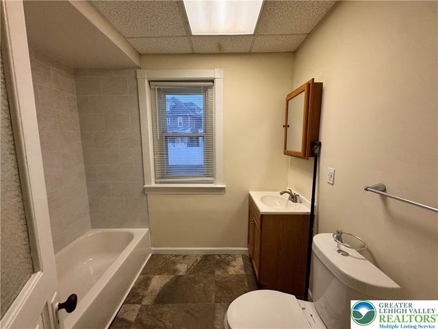 926 Broadway, Fountain Hill Boro, PA 18015