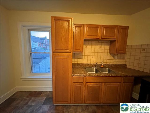 926 Broadway, Fountain Hill Boro, PA 18015