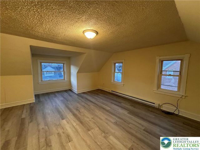 926 Broadway, Fountain Hill Boro, PA 18015