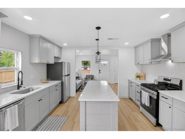 2096 S Lowell Blvd, Denver, CO 80219