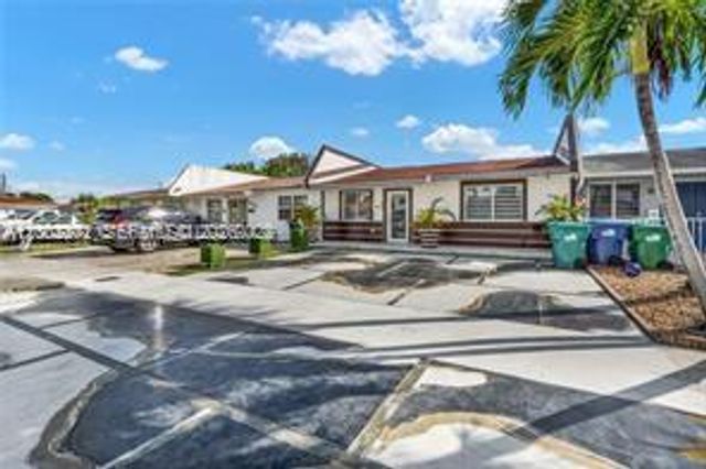 4255 SW 69 Ave, Miami, FL 33155