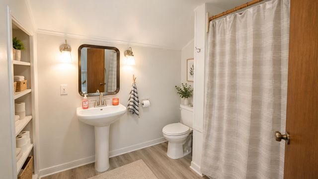 208 Ardmore Avenue, La Porte, IN 46350