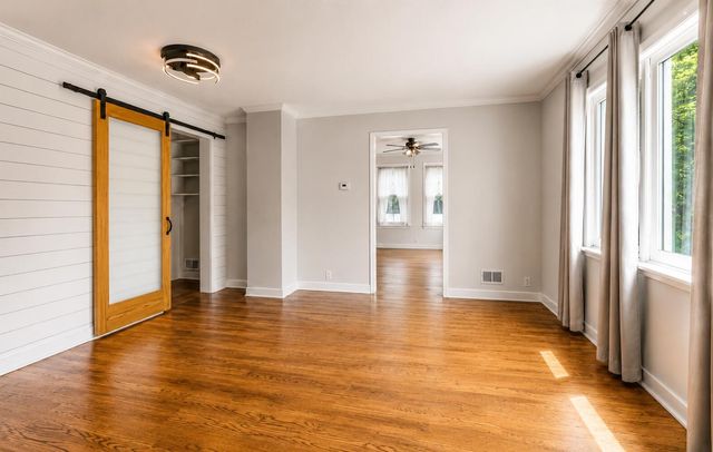 208 Ardmore Avenue, La Porte, IN 46350