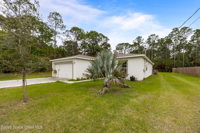 538 Ocean Spray Street SW, Palm Bay, FL 32908