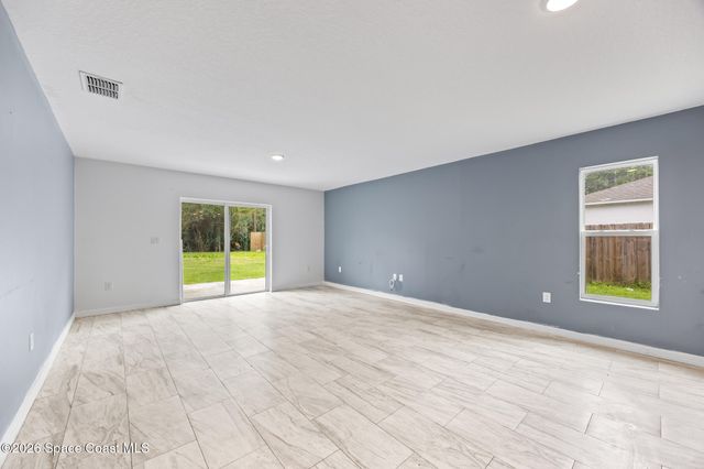 538 Ocean Spray Street SW, Palm Bay, FL 32908