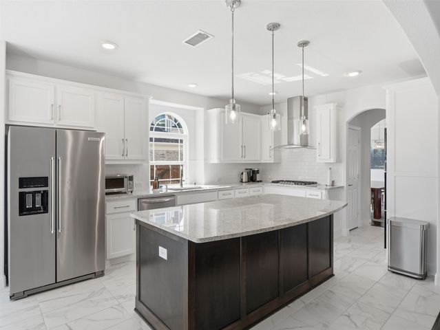 4608 Great Plains Way, Mansfield, TX 76063
