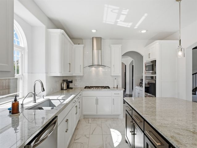 4608 Great Plains Way, Mansfield, TX 76063