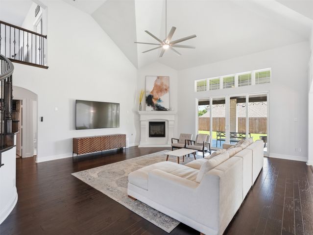 4608 Great Plains Way, Mansfield, TX 76063