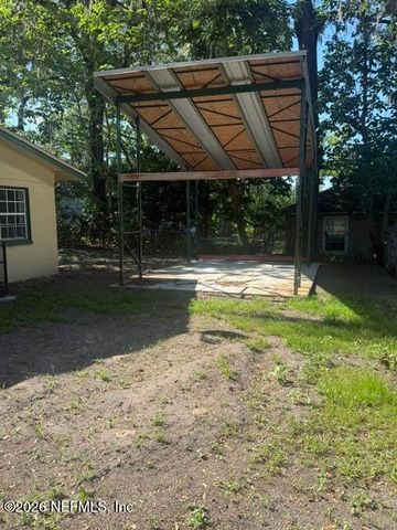 7635 FREE Avenue, Jacksonville, FL 32211