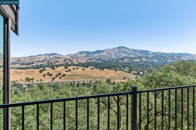 321 Castle Crest Rd, Alamo, CA 94507