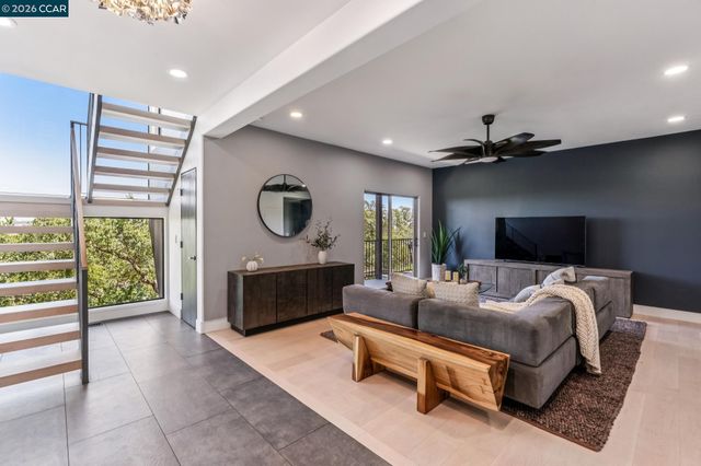 321 Castle Crest Rd, Alamo, CA 94507