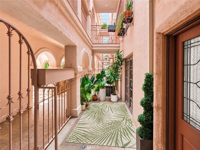 6220 Pacific Avenue 104, Playa Del Rey, CA 90293