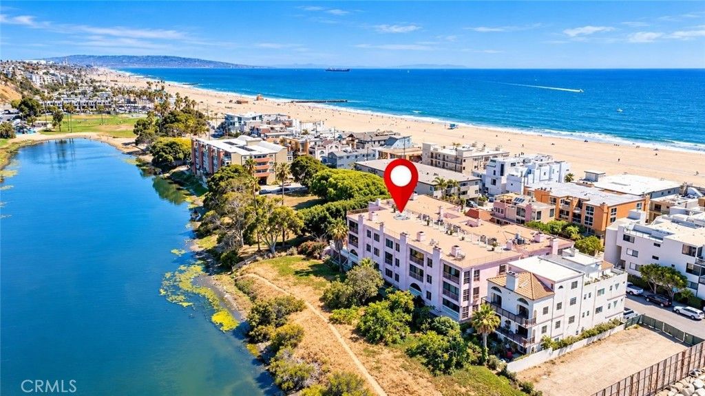 6220 Pacific Avenue 104, Playa Del Rey, CA 90293
