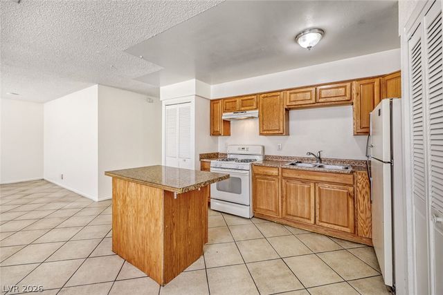 1272 Lawry Avenue, Las Vegas, NV 89106