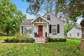 170 E 35th Street, Holland City, MI 49423