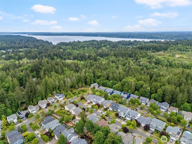 2408 Cooper Crest Street NW, Olympia, WA 98502