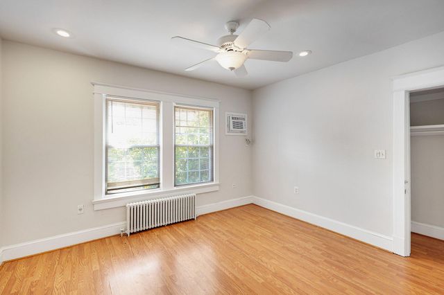 1619 S MONROE ST, Arlington, VA 22204