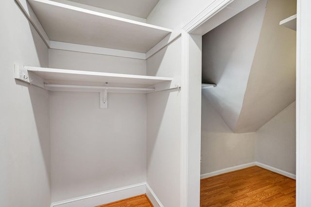 1619 S MONROE ST, Arlington, VA 22204