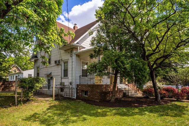 1619 S MONROE ST, Arlington, VA 22204